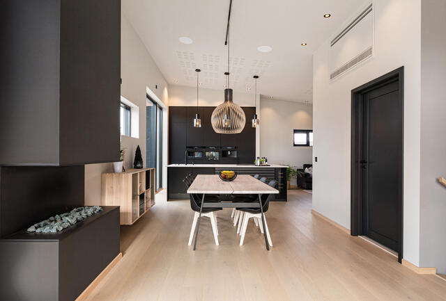 Harmonie-Innedor-Massiv-Line1-NCSS8500-N-Fotocred Mesterhus Norge (7).jpg